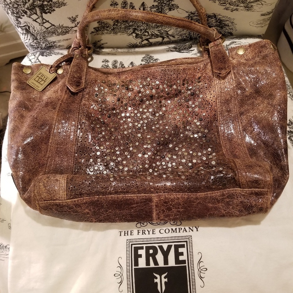 Frye Deborah Studded Shoulder Bag in Chocolate